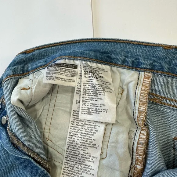 Levi's Classic 501 Blue Distressed Jean Shorts - Picture 10 of 11